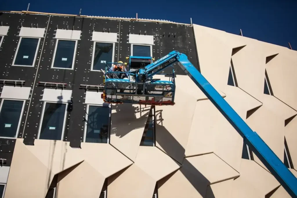 Walton Center - Facade (CA)